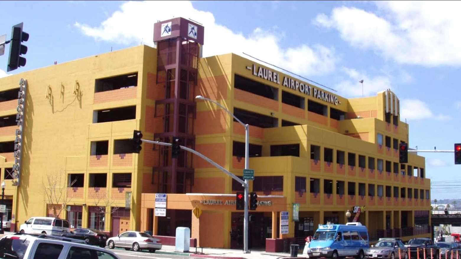 Laurel Airport Parking multi-level garage